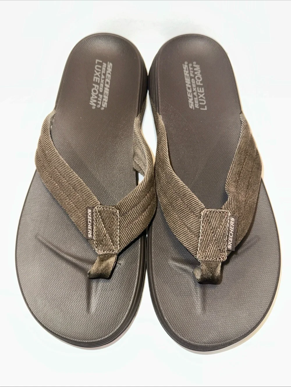 Skechers Men Relaxed Fit Luxe Foam Flip Flop Thong Brown Size 12 Never Worn